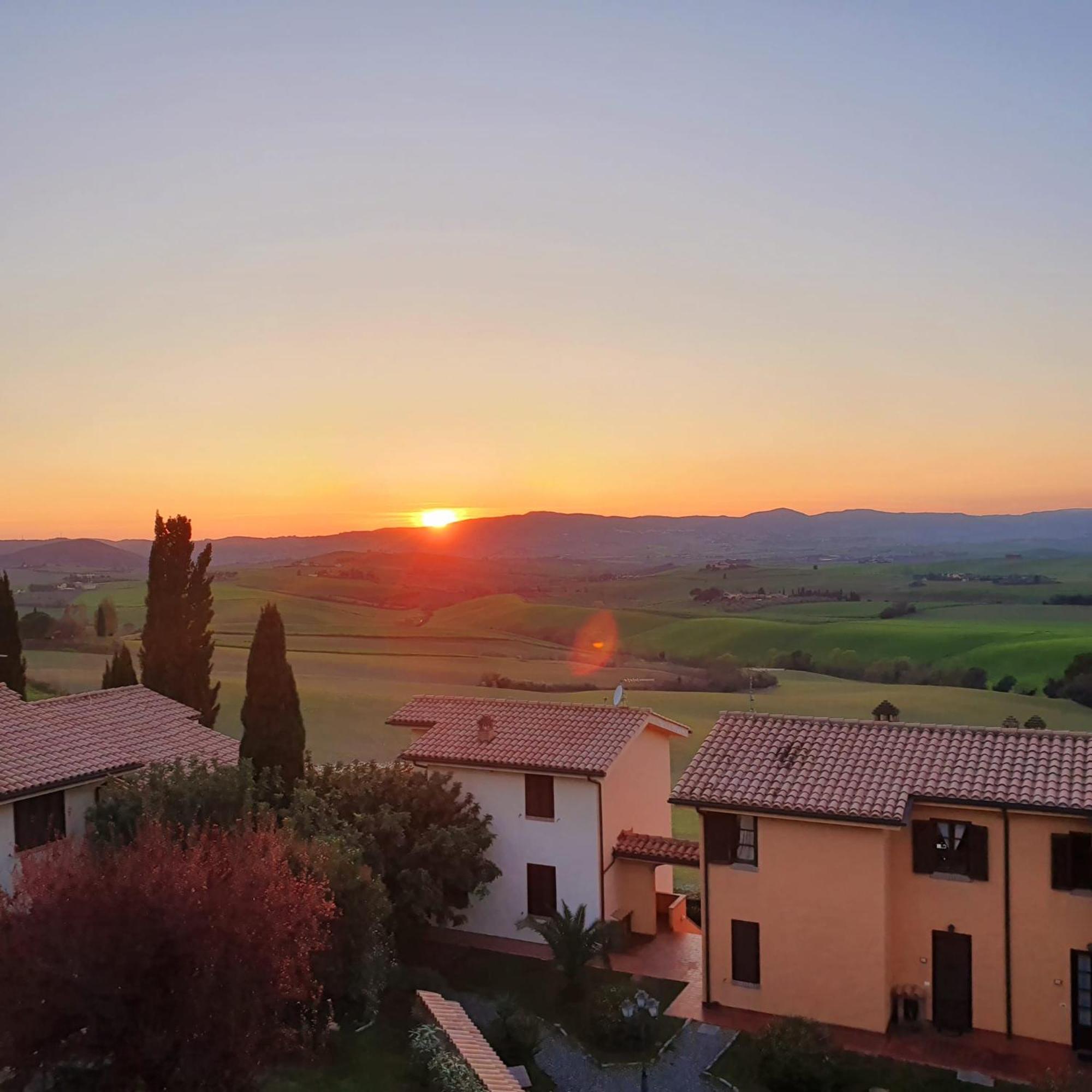 Borgo Di Pomaia Daire Dış mekan fotoğraf